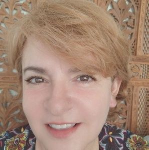 Meet your Posher, María